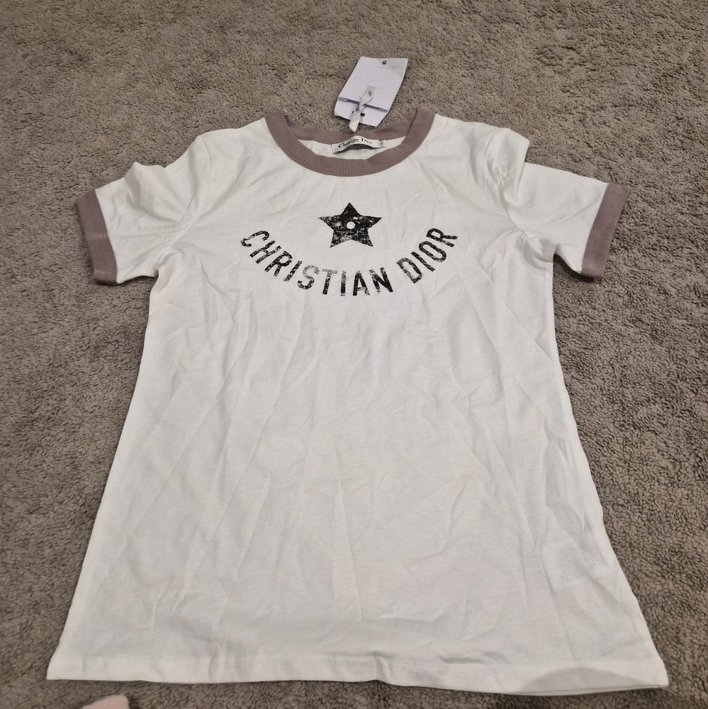 Dior White T-Shirt Small Size But Run Big Can Fit Medium